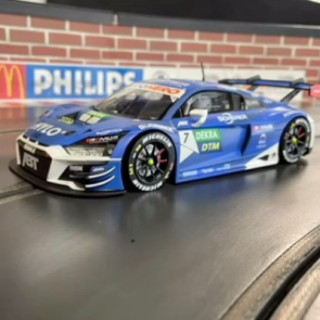 Slot-Car Rennen mit Gecko-Carrera